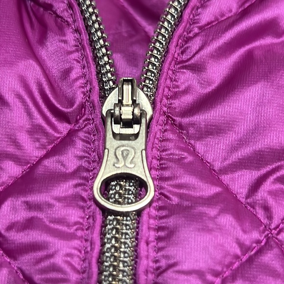 Lululemon Down for a Run Vest - Picture 7 of 7